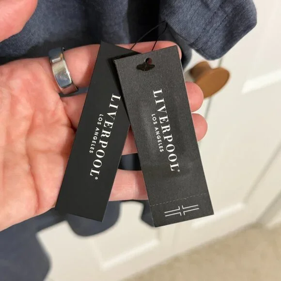 New With Tags Liverpool Los Angeles Retro Graphic Tee – Size M - Picture 5 of 7